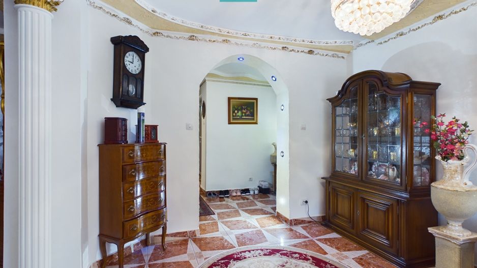 Casă stil conac pe drumul Cetății - Șiria - Poză 34