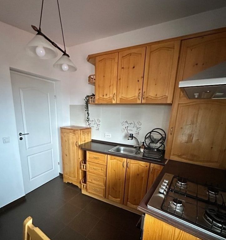 Apartament 2 Camere de Închiriat Casa Presei Luminos Spațios - Poză 3