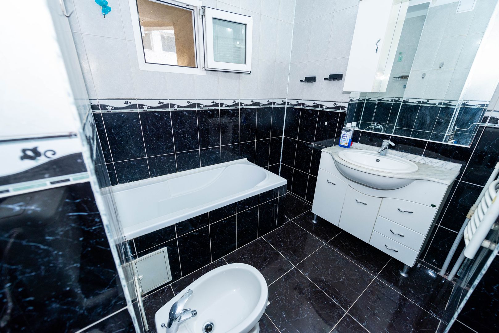 Apartament 3 camere decomandat, 88 mp, an 1982, Piata 1 Mai, Victoriei - Poză 15