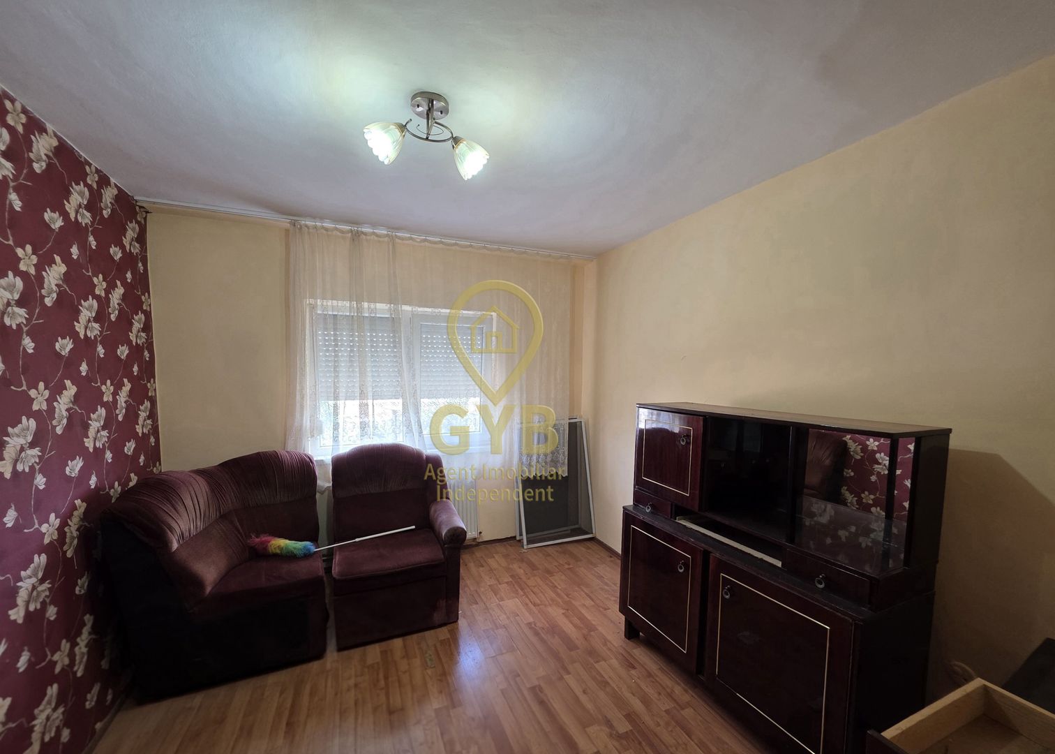 Apartament spatios cu 4 camere, 2 balcoane – Marghita, zona Penny - Poză 3