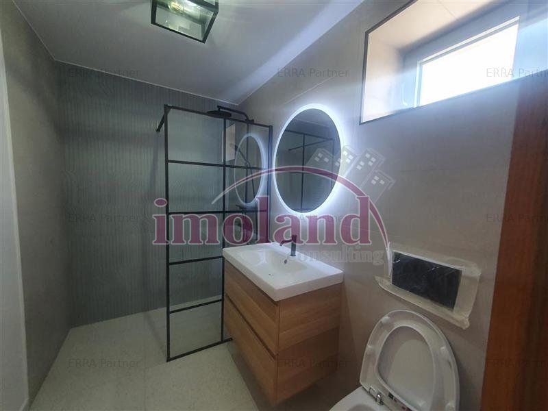 Inchiriere 3 camere cu terasa - Sisesti- ansamblul Green Lake - Poză 5