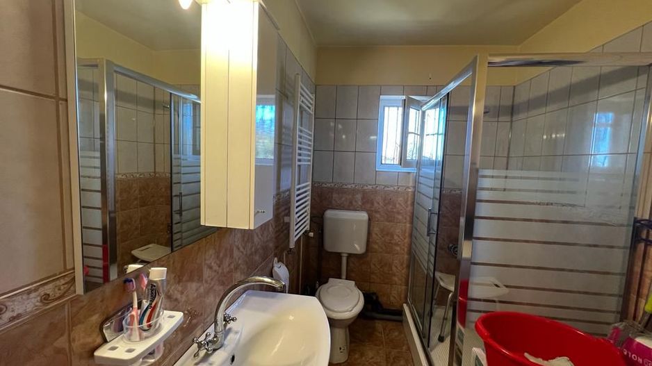 Casa individuala cu gradina si teren la DN1 Bucuresti-Ploiesti - Poză 7