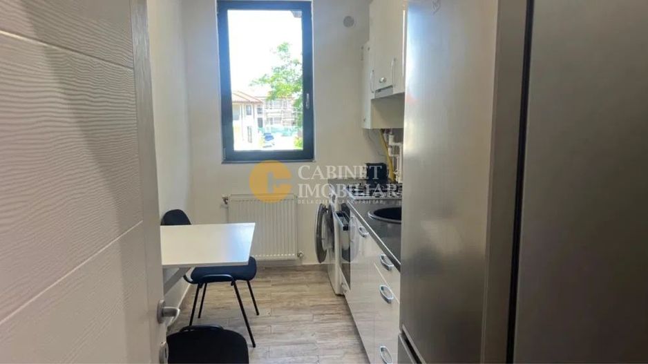 2 CAMERE DECOMANDAT--ETAJ 2--LIBER - Poză 4