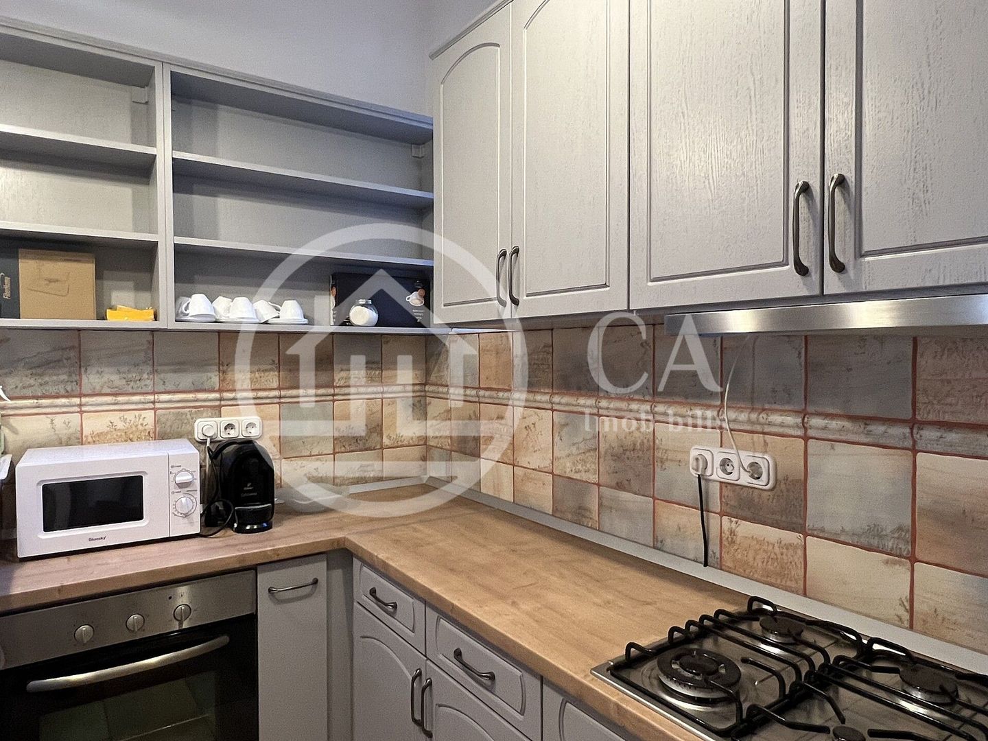 Apartament cu 3 camere de inchiriat Ultracentral Oradea - Poză 6
