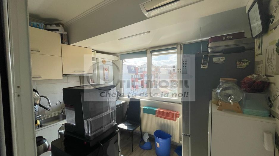 Apartament 3 camere, Decomandat, 56mp, Zona Bucium - Poză 2