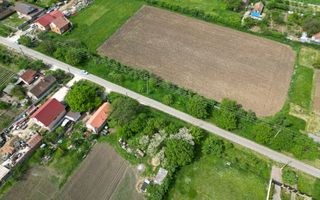 Teren Intravilan de 3,090 mp în Cuvin - Poză 16