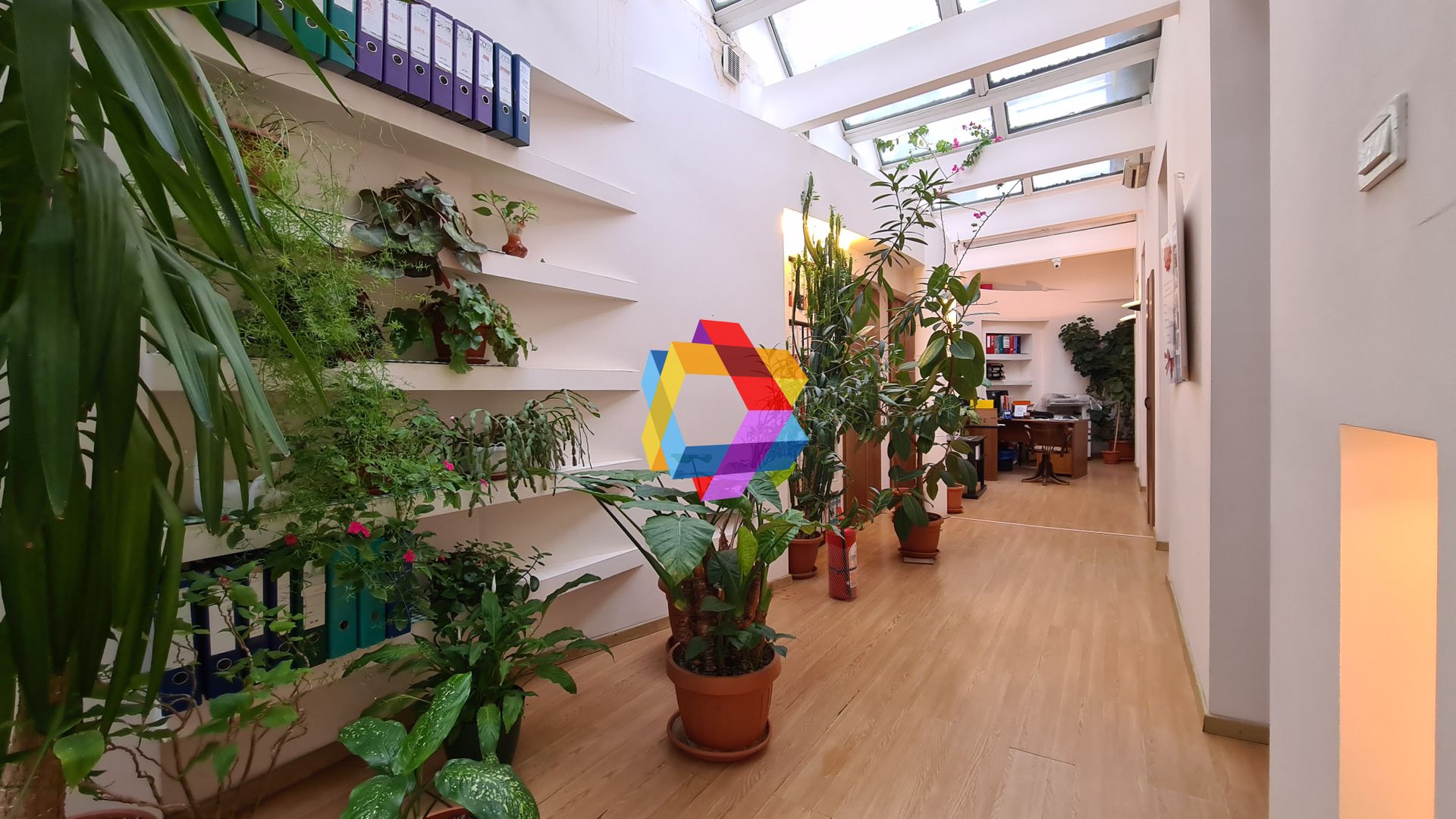 Spatiu ultracentral - 350 mp # PLUS Spatii comerciale - Poză 9