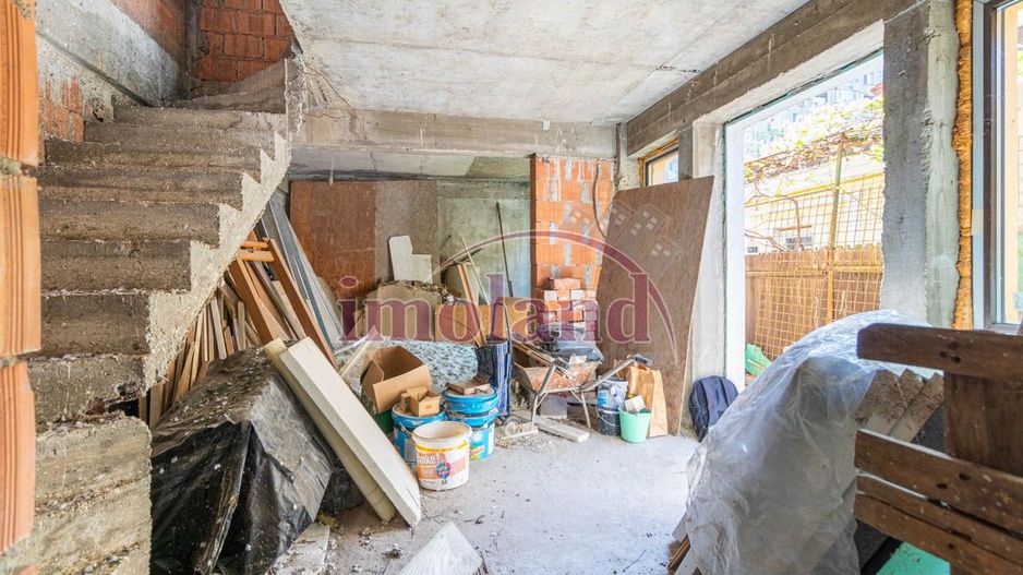 Vanzare - vila noua+spatiu birou/comercial - Crangasi-Constructorilor - Poză 7