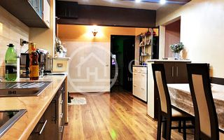 Apartament cu 4 camere de vanzare in Rogerius, Oradea - Poză 3