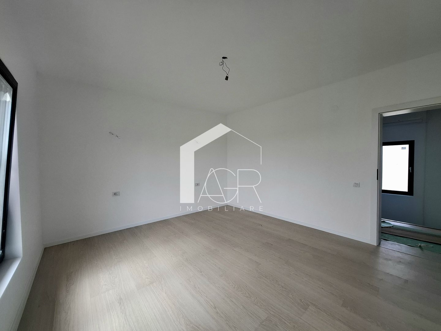 Vila P+1E, cu 4 camere, Paulesti - Poză 13