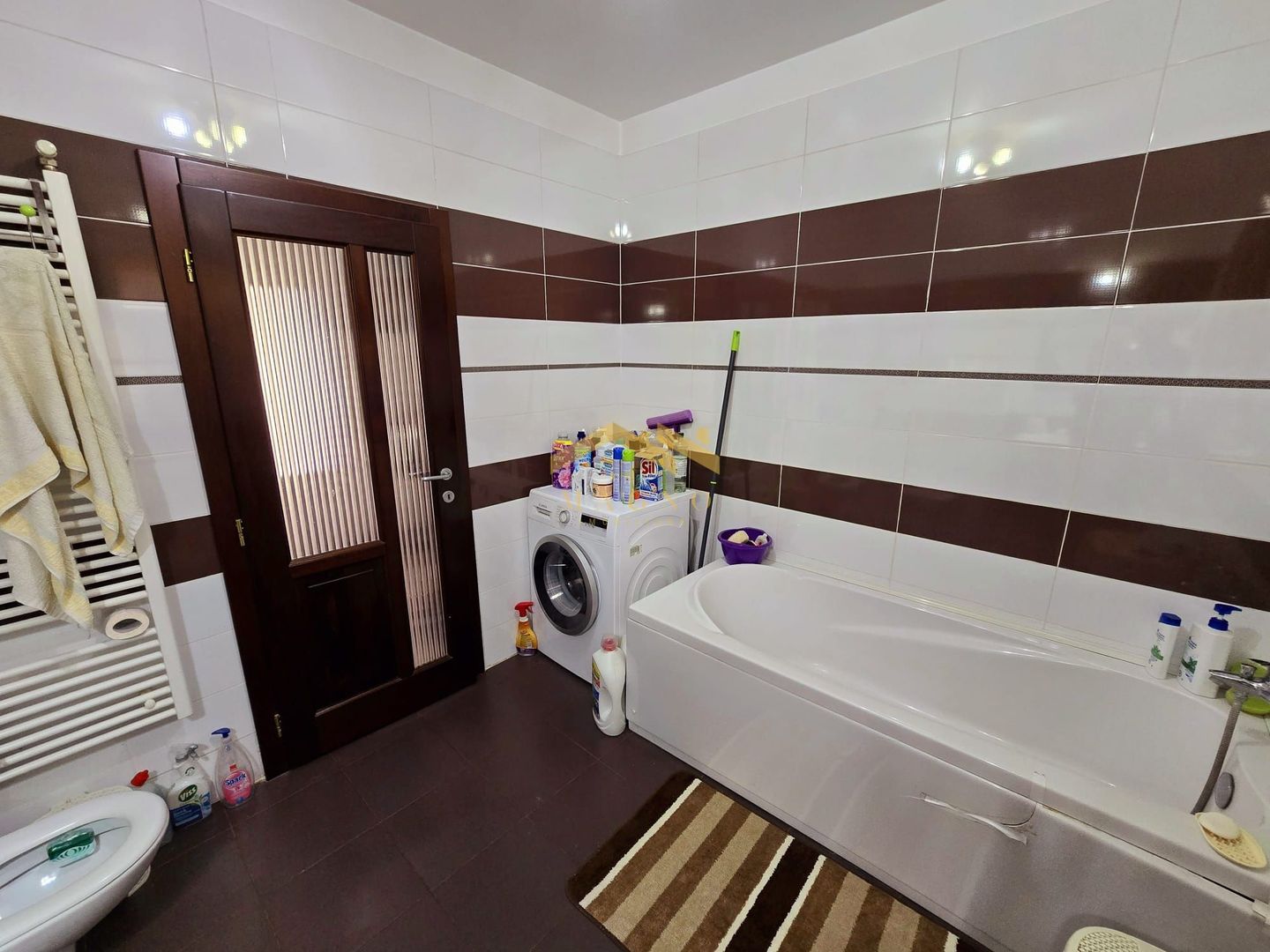 Casa de vanzare cu teren mare pe Ady Endre Aradul nou - Poză 24