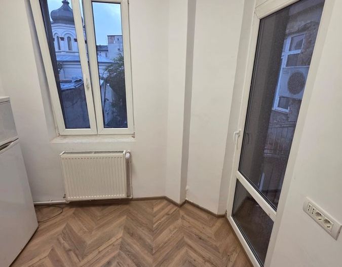 Închiriere 3 camere Unirii, Coposu, etaj 2, centrala, 100 mp, pretabil Birou - Poză 11