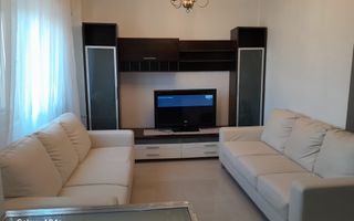 Inchiriez apartament 3 camere, Unirii, mobilat modern, metrou aproape - Poză 1