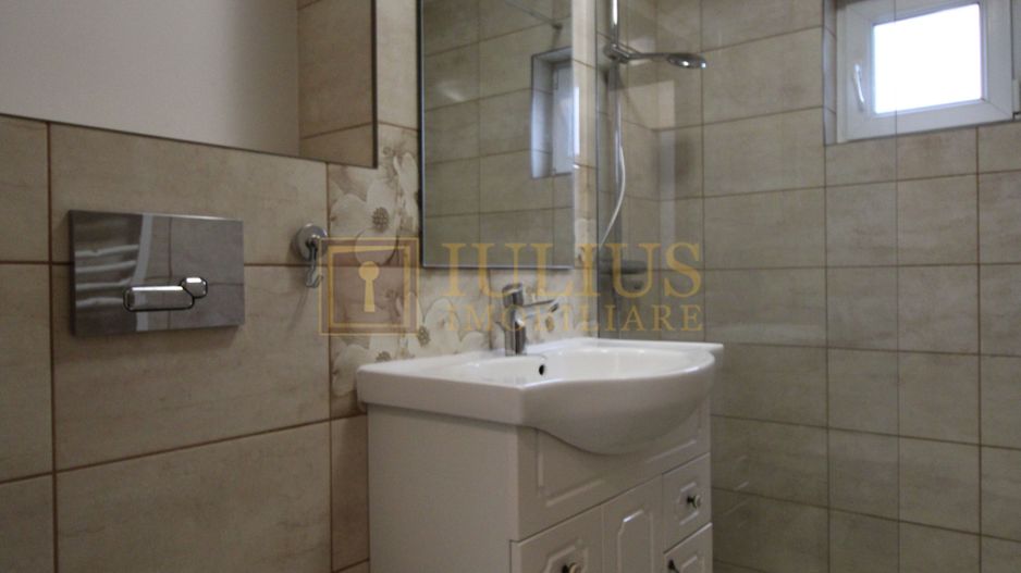 Zona Lunei, 3 camere, centrala proprie. - Poză 5