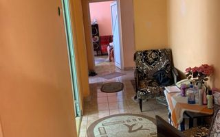 Vanzare Apartement 3 camere Nord L-uri - Poză 5