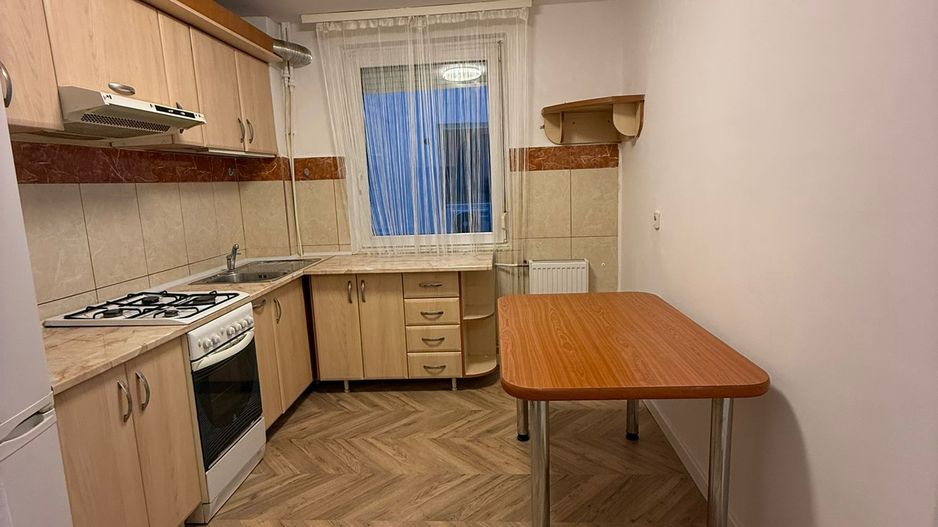 Apartament cu 3 camere – Zona Rogerius, Oradea - Poză 4