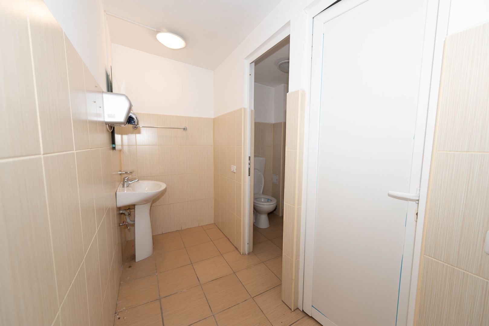 Spatiu de birouri stradal, 148mp de inchiriat în zona Soseaua Chitilei - Poză 8