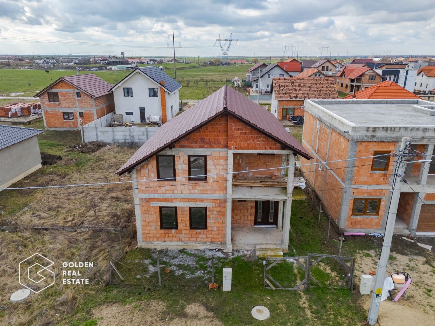 Casa  P+M  in  Fantanele,  ideală pentru personalizare - Poză 3