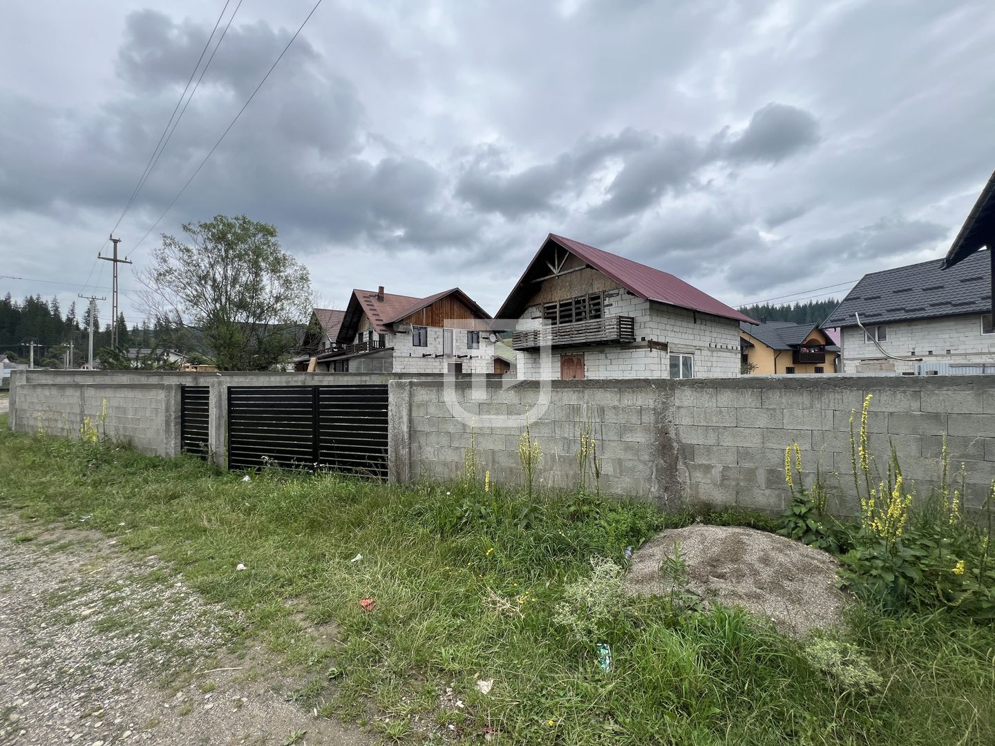 Casa in constructie + teren 500 mp – Gura Humorului - Poză 1