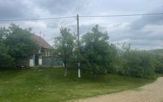 De vânzare | Casă tradițională pe deal + teren 2.470 mp | Sat Burzuc | - Poză 5