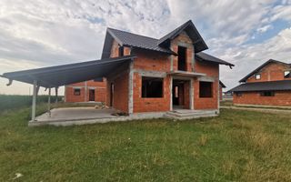 Casă la roșu | 144 mp utili + 7 ari teren | Frătăuții Vechi, Suceava - Poză 1