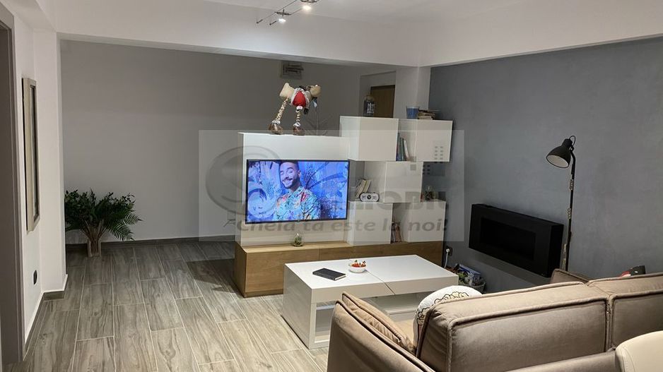 Apartament modern cu 2 camere si terasa - zona Hlincea - 350€ - Poză 2