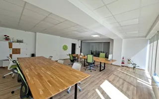 Spațiu pretabil birouri/cabinete medicale - Poză 40