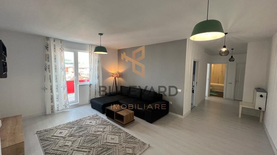 Apartament cu 2 camere la cheie, zona Terra! - Poză 1