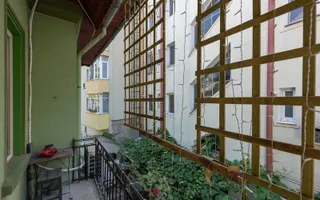Etaj in vila ideal atelier, cabinet sau locuit, hub, activitati creative - Poză 24