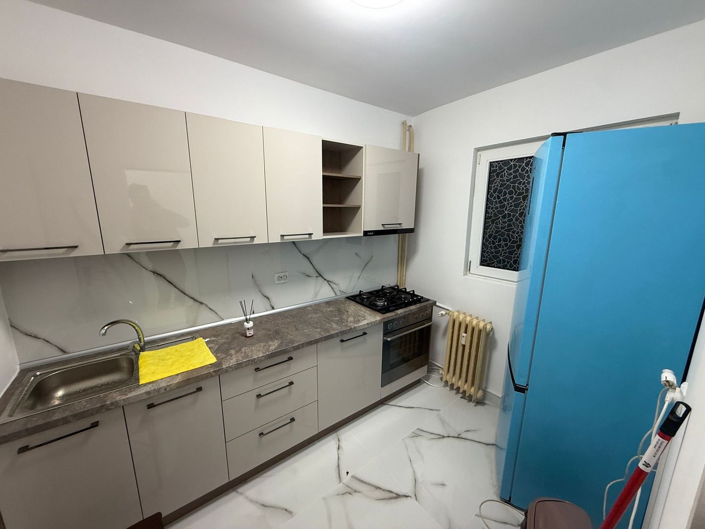 AP. 2 CAMERE SOS. COLENTINA, PRIMA INCHIRIERE, RENOVAT, MOBILAT MODERN - Poză 2