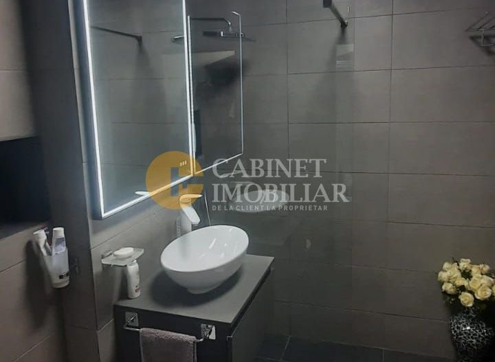 3 Camere Decomandat - Etaj intermediar -  71 mp - Zona Galata - Poză 6