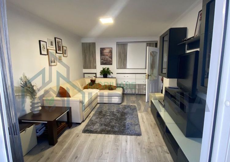 Apartament 4 camere, Nicolina, parter, mobilat și utilat, preț negociabil - Poză 2