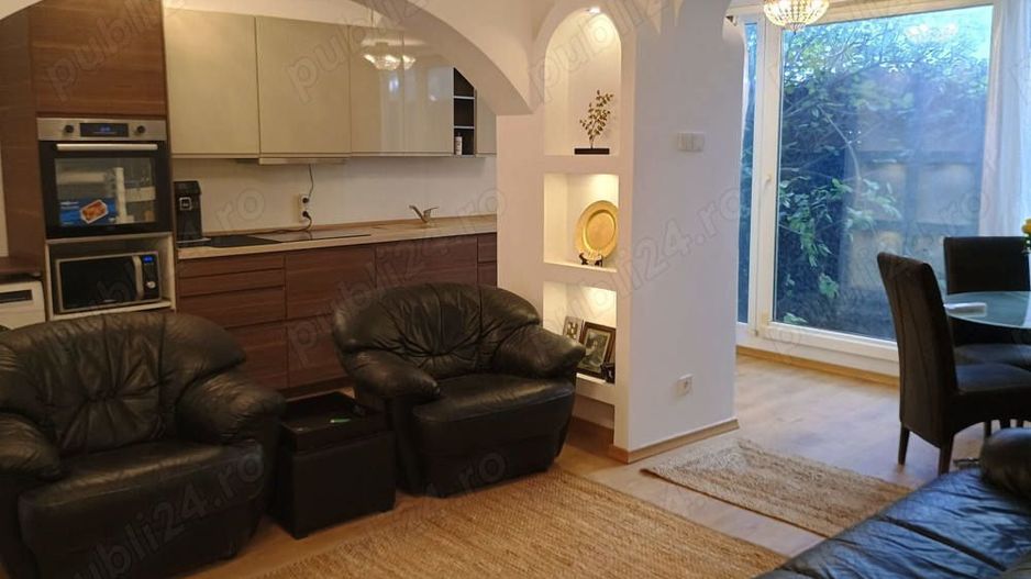 VILA LUX | CURTE SPATIOASA | PRIMAVERII - Poză 1