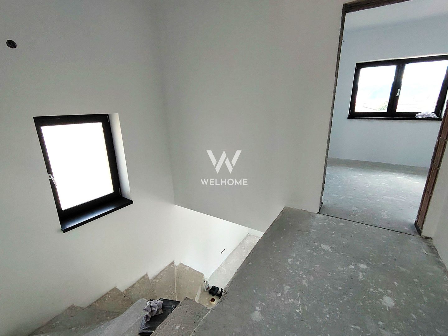 Casa Sibiu -  4 camere, 2 bai, curte - Poză 18