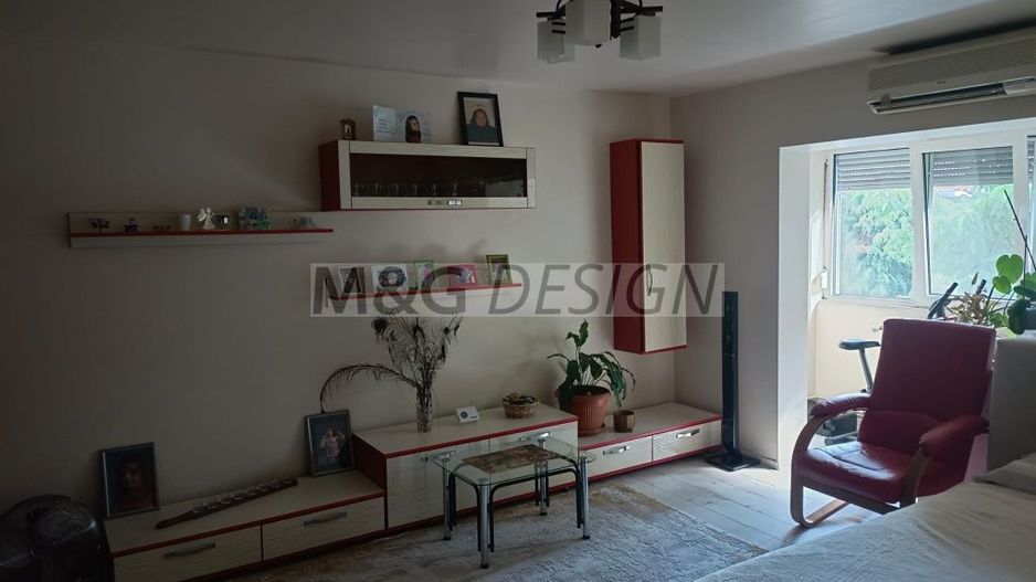 Apartament 3 camere decomandat cu centrala - Poză 2