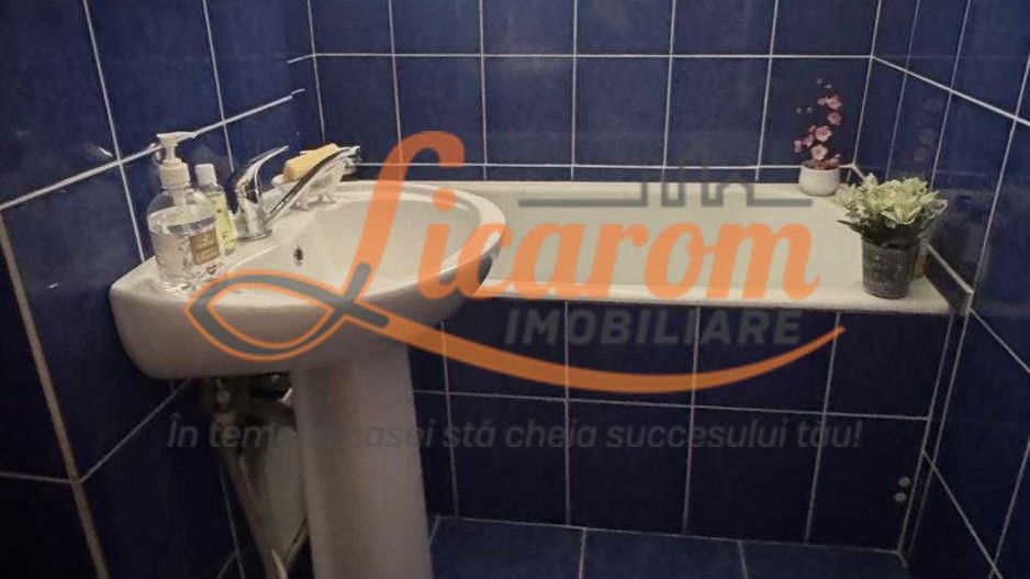 Apartament 3 camere decomandat Calea Bucuresti etaj 1/4 - Poză 7