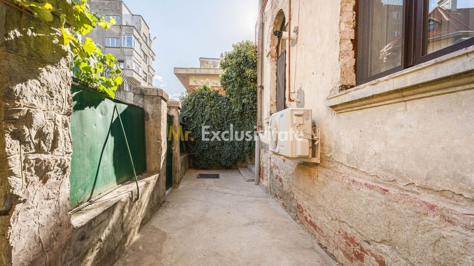 Casă / Vilă cu 4 camere de vânzare în Bucuresti - Poză 22