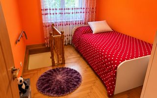 Apartament 3 camere + cameră amenajată la subsol | 2 băi | Tractorul - Poză 2