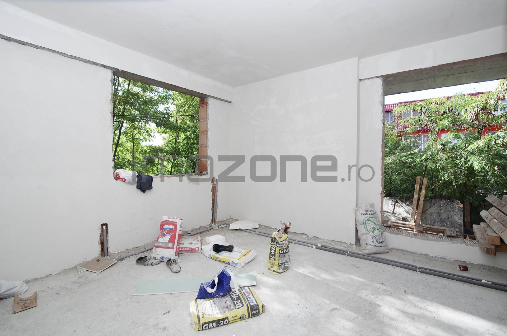 The Building - Barsanesti - Poză 48