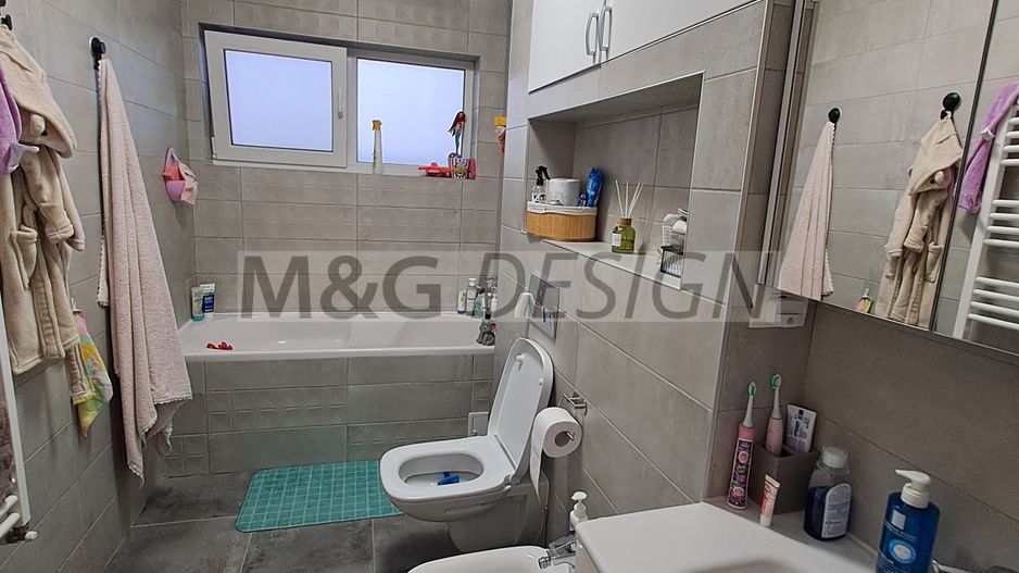 3 camere  bloc nou, 80 mp utili , balcon de 20 m - Poză 33