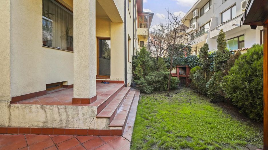 Vila Soseaua Nordului | Gradina | Garaj - Poză 28