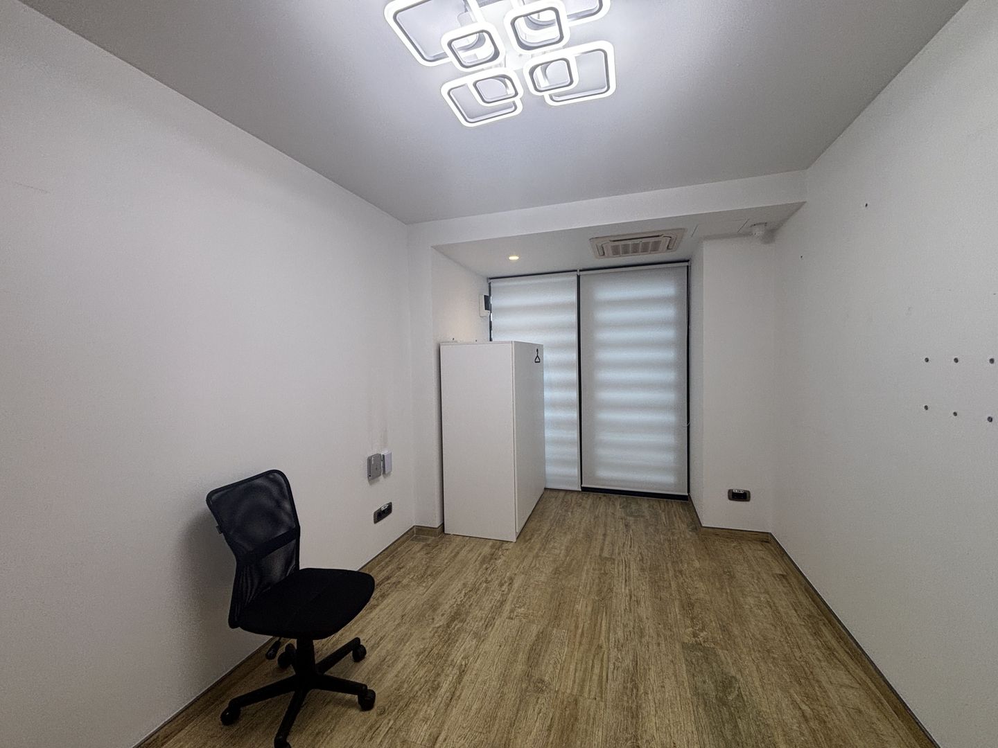 Spațiu de birouri 140 m² de închiriat –– proiect Urban Tractorul - Poză 3