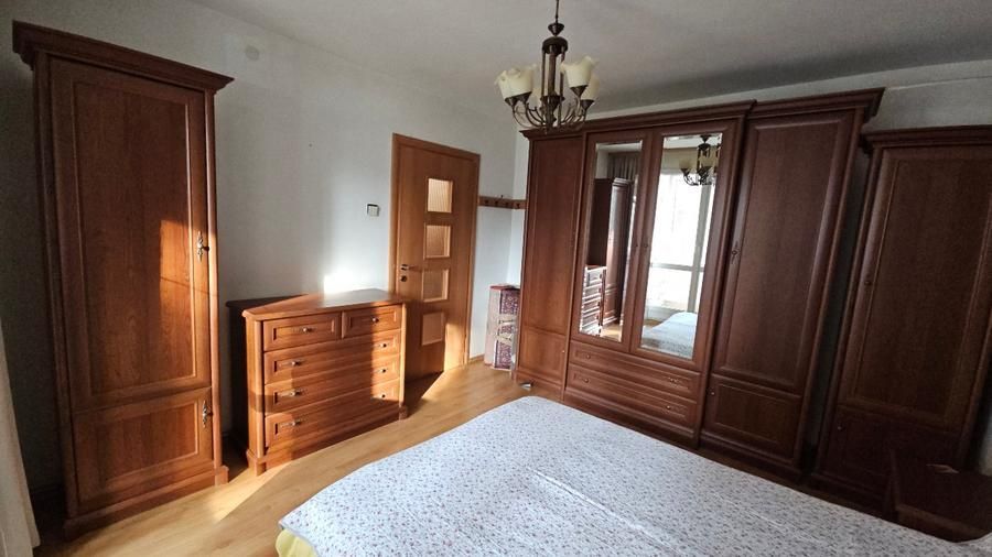 Apartament 3 camere. Etaj 1. Centrala.  Zona Brancoveanu . Confort si liniste. - Poză 4