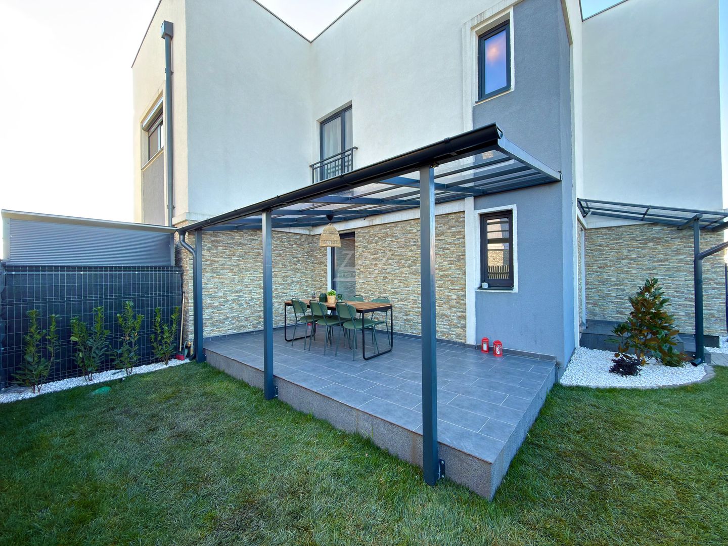 PRIMA INCHIRIERE. Casa moderna si cocheta. Curte amenajata. Loc de parcare. - Poză 29