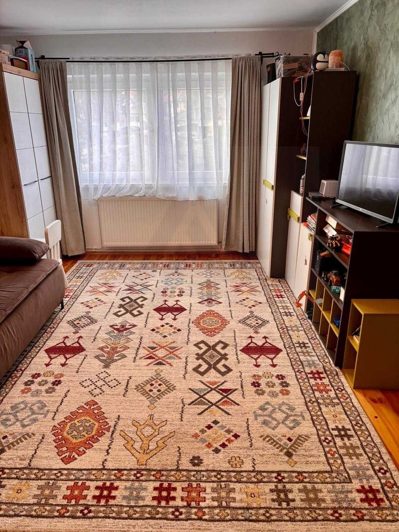 Apartament 2 camere decomandat 52 mp utili și balcon 5 mp în Cisnădie - Poză 2