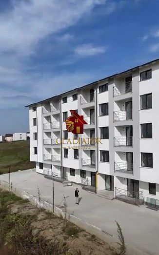 Apartament 1 camera, bloc nou Bucium - Visan, pentru locuit sau birou - Poză 2