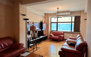 Apartament cu 4 camere, decomandat, zona Democratiei - Poză 1