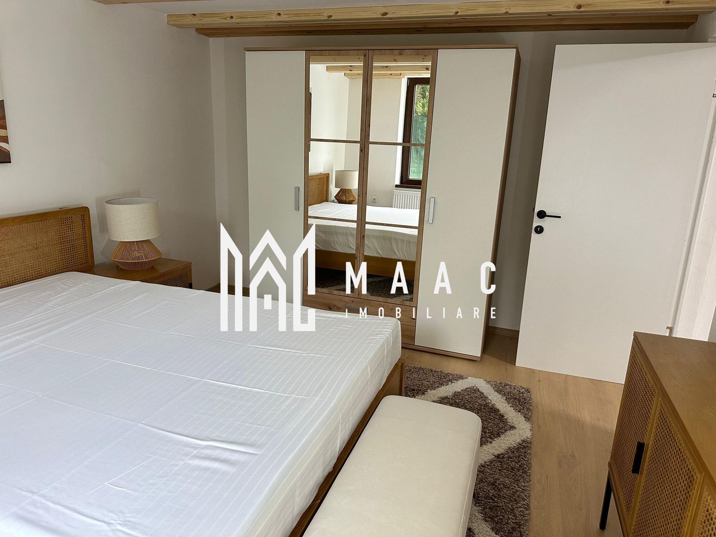 Apartament 3 camere | Parcare | Gradina | Terasa | Central - Poză 9