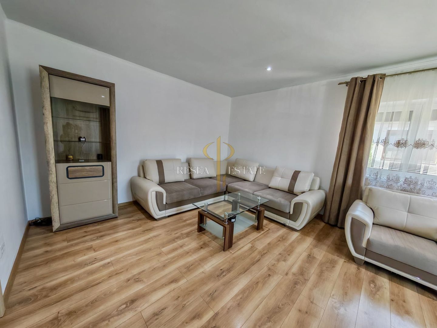 Apartament decomandat 2 camere Giroc, mobilat și utilat - Poză 1