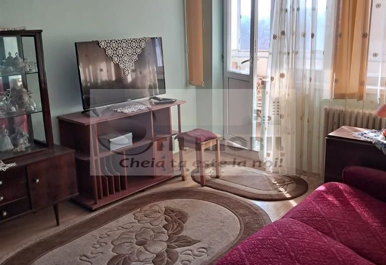 Apartament 2 camere Semidecomandat mobilat utilat zona Tatarasi Nord 85000 euro - Poză 1